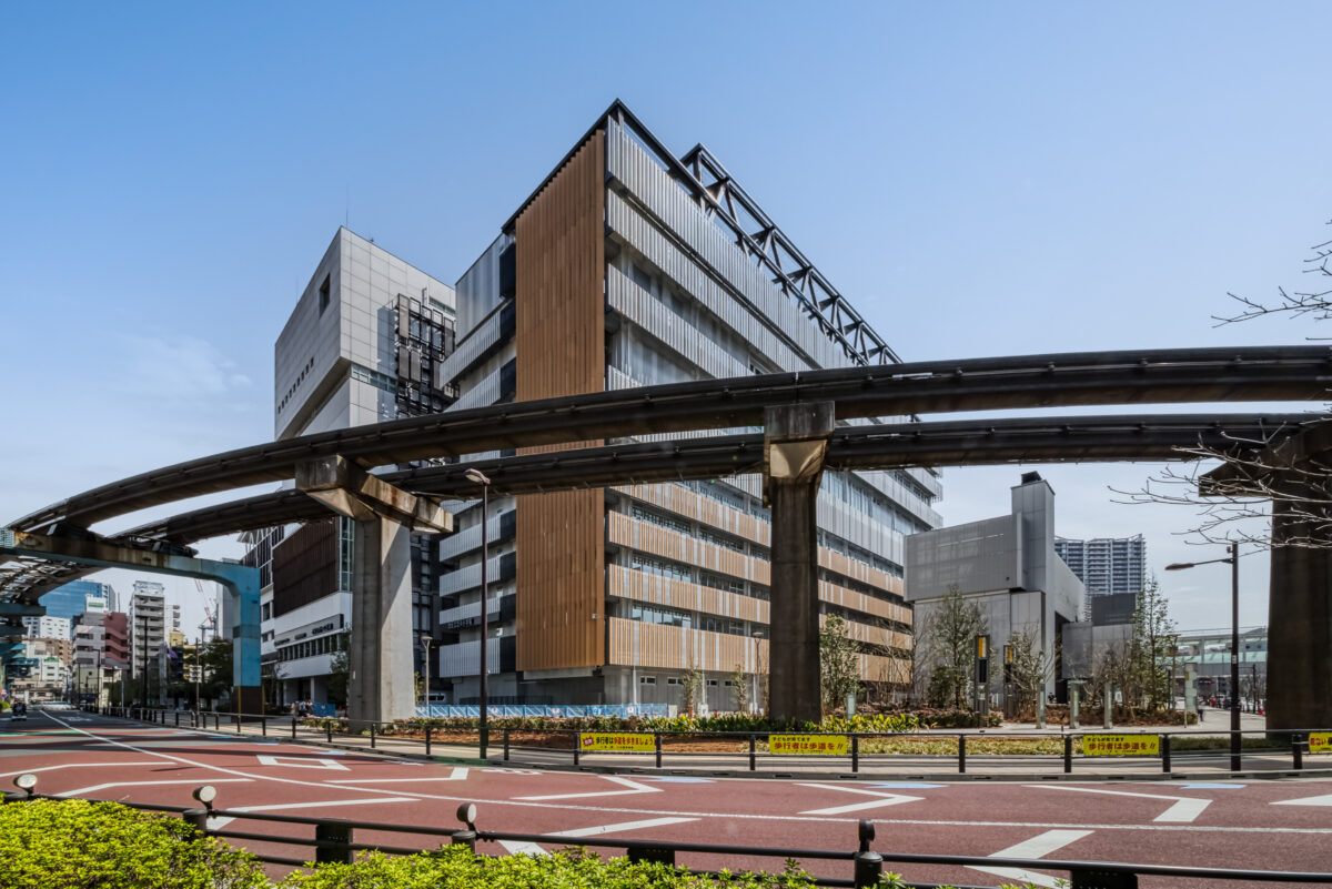 【プラスッドルーバー施工事例】港区立芝浜小学校