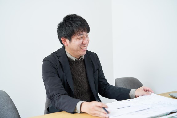 【UB枠FSタイプ(黒色ドア枠)施工事例】 黒色の浴室ドア枠を選ばれるお客様に今後も提案したい